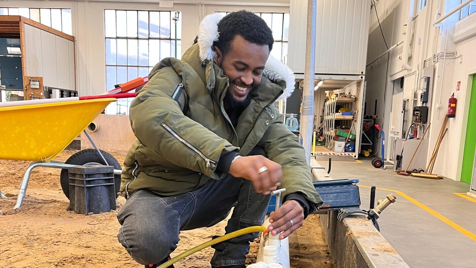 news_Jongeren ontdekken de wereld van techniek bij de Makersfabriek